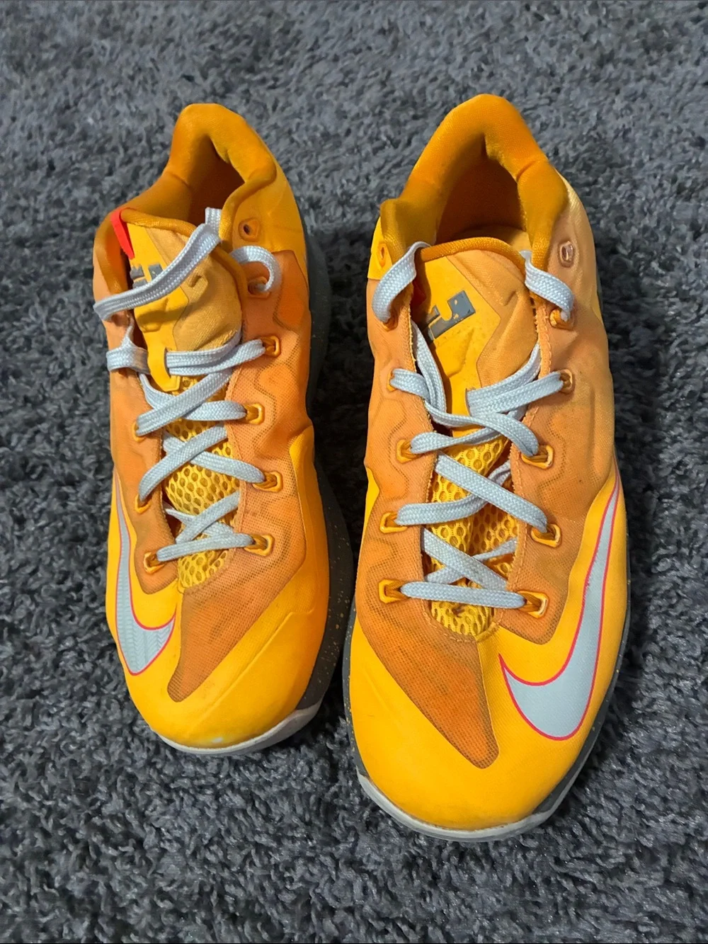 Nike LeBron 11 low